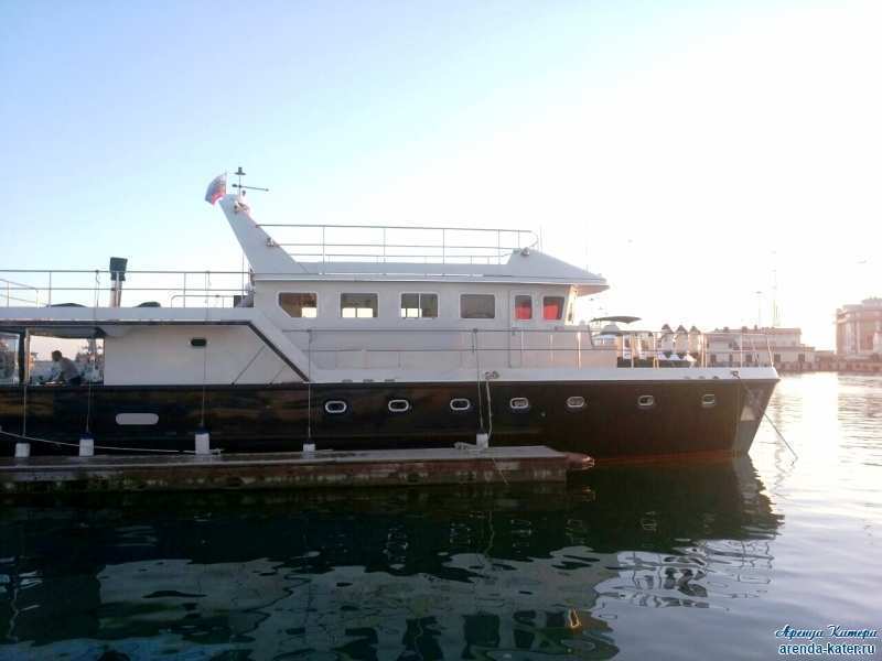 Морские прогулки на яхте Касатка